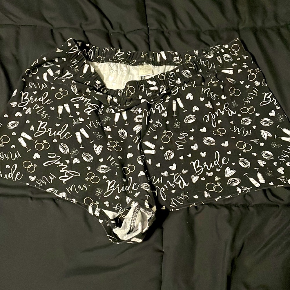 Urban Heritage Black 'Bride' Print Pajama Shorts